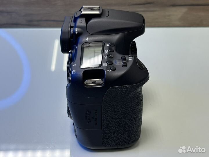 Зеркальный фотоаппарат Canon EOS 70D Body с Wi-Fi