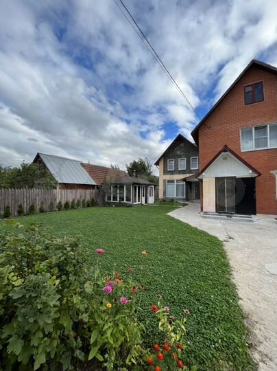 Дом 226,5 м² на участке 6,2 сот.