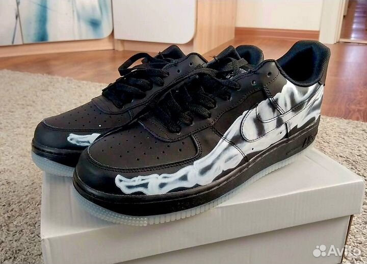 Nike Air Кроссовки новые 44 р