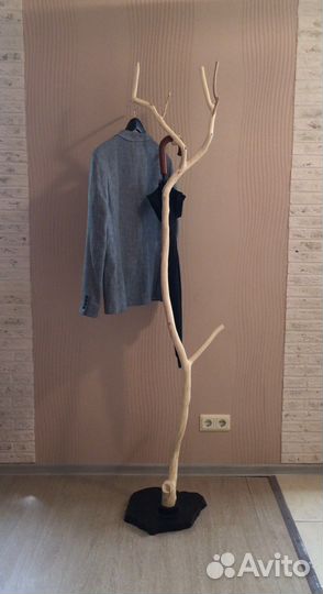 Вешалка для одежды напольная