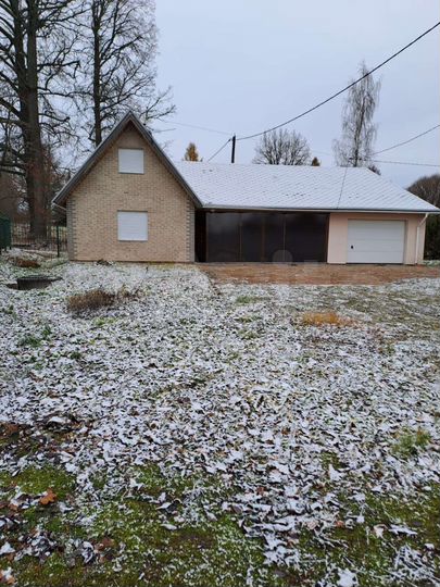 Дом 30 м² на участке 16,2 сот.