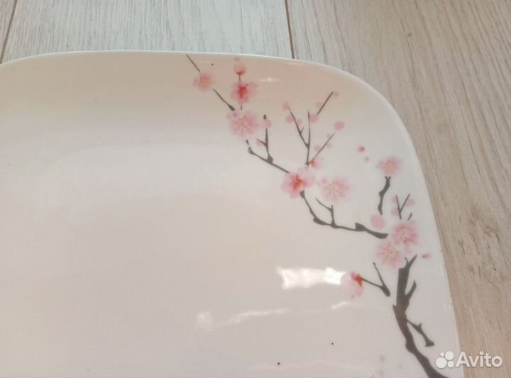 Квадратные тарелки