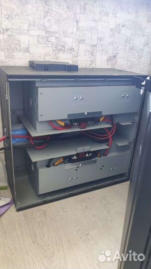 APC Smart-UPS XL 2200VA + Дополнительный блок