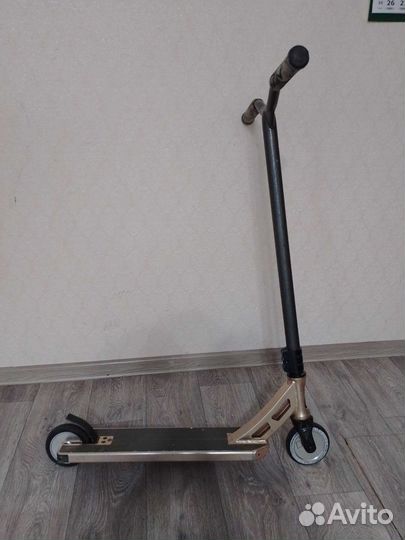 Трюковой самокат Xplore (110)