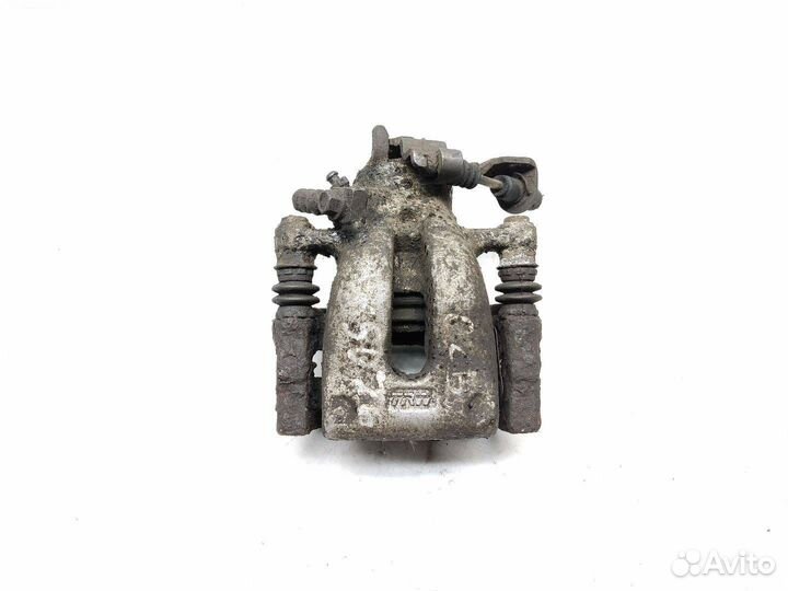 Суппорт тормозной задний левый Opel Zafira 2 (B)