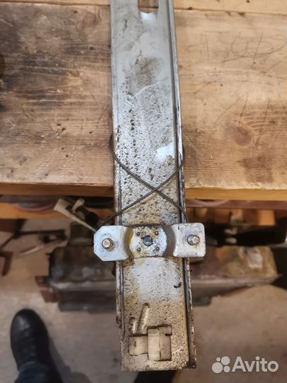 Моторчик стеклоподъемника передний правый Kia Rio