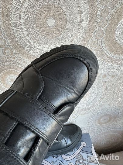 Ботинки для мальчика 38