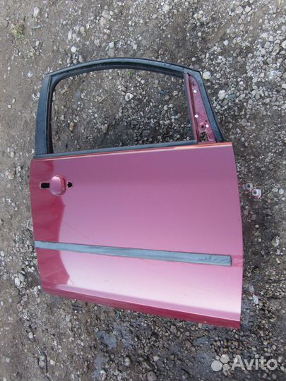 Дверь передняя правая Форд С Мах
