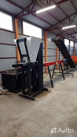 Линия для производства кирпича и тротуарной плитки