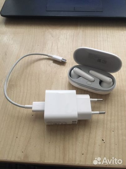 Беспроводные наушники huawei