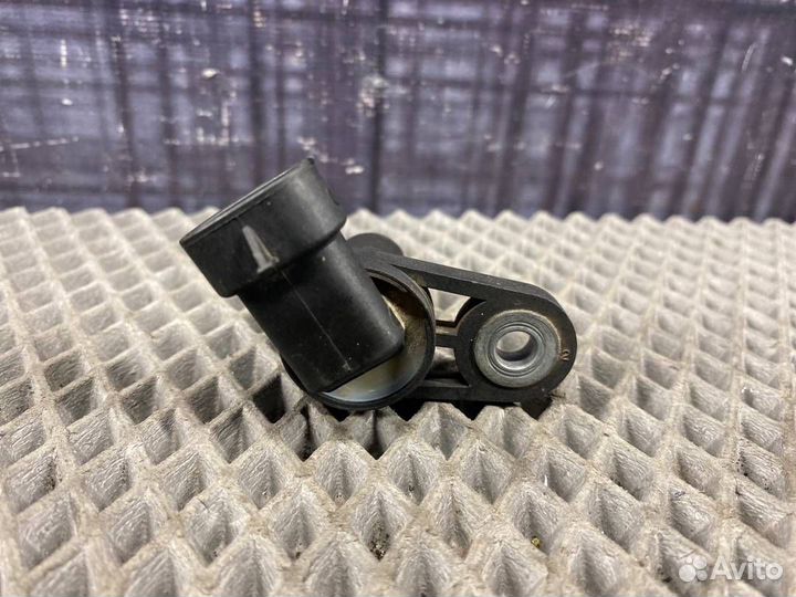 Датчик положения распредвала Chevrolet Trailblazer