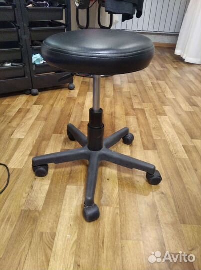 Стул для парикмахеров