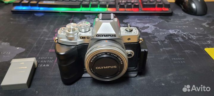 Фотоаппарат Olympus OM-D E-M10 Mark III Kit
