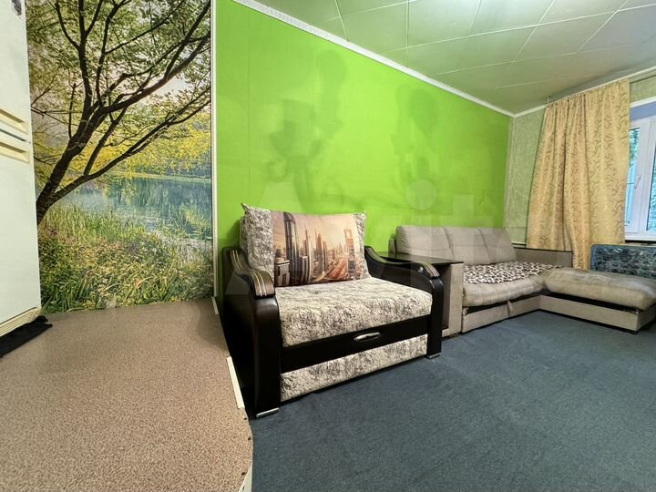 Комната 17 м² в 4-к., 2/4 эт.