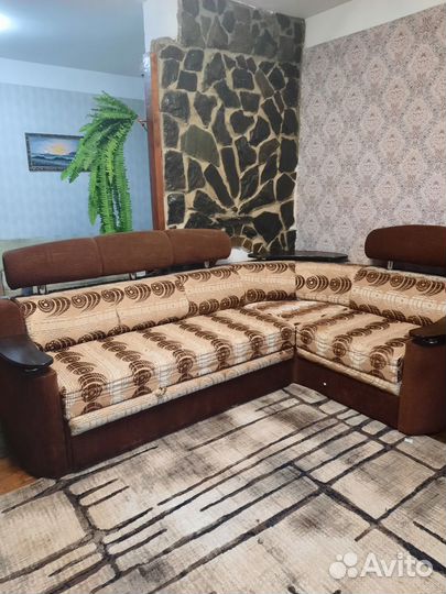 Угловой диван бу