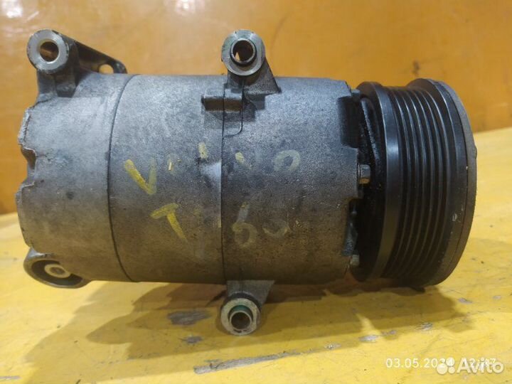 Компрессор кондиционера 31332616 Volvo V60 1 FW48