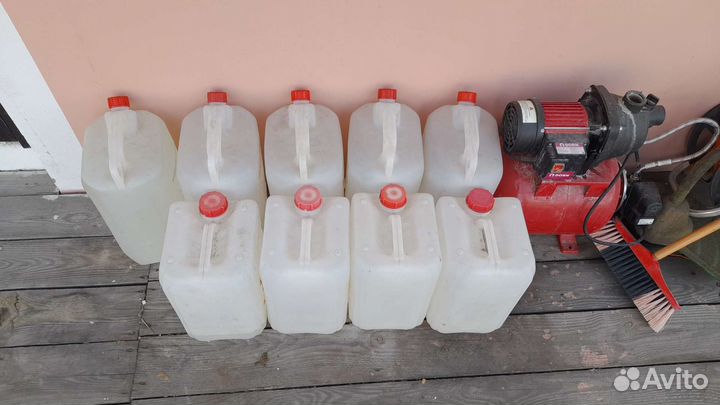 Канистры пластиковые