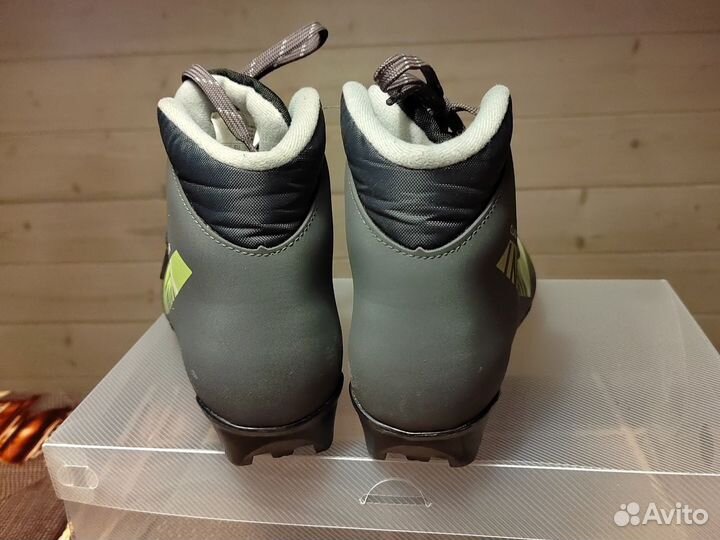 Лыжные ботинки Inovik classic 130 jr