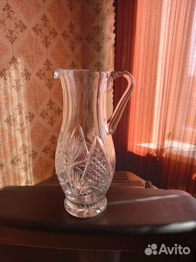 Продам графин хрустальный