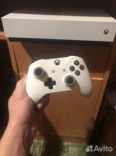 Xbox One S 1tb