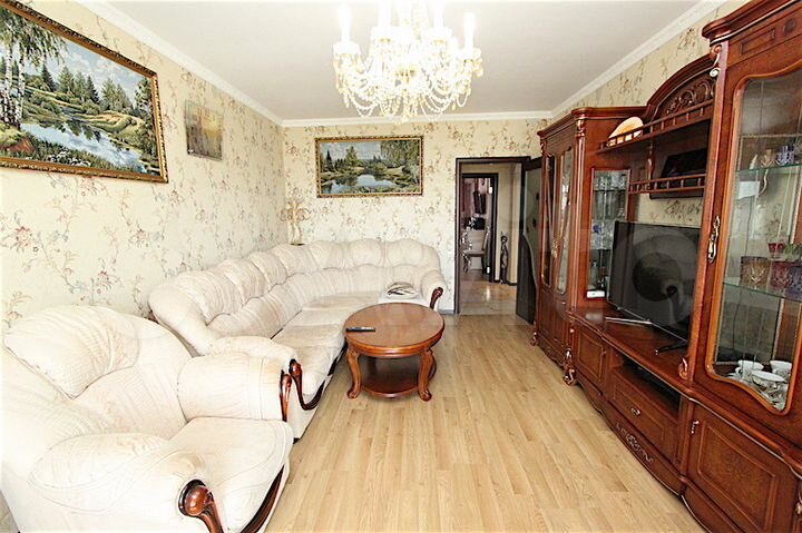 2-к. квартира, 60 м², 4/9 эт.