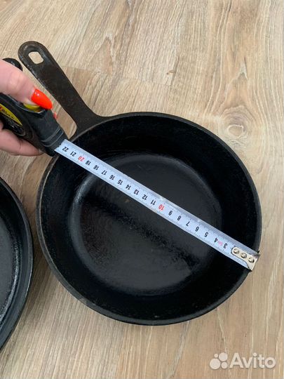 Чугунная сковорода