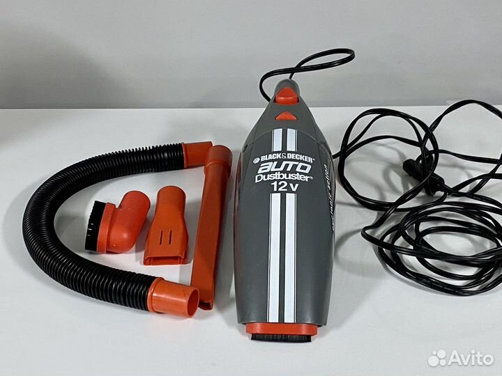 Автомобильный пылесос black&decker