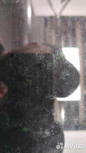 Стекло кузовное боковое Chrysler Voyager, 2007