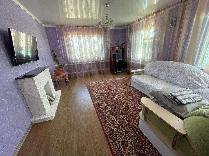 Дом 100 м² на участке 8 сот.