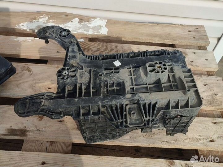 Skoda octavia a5 площадка акб