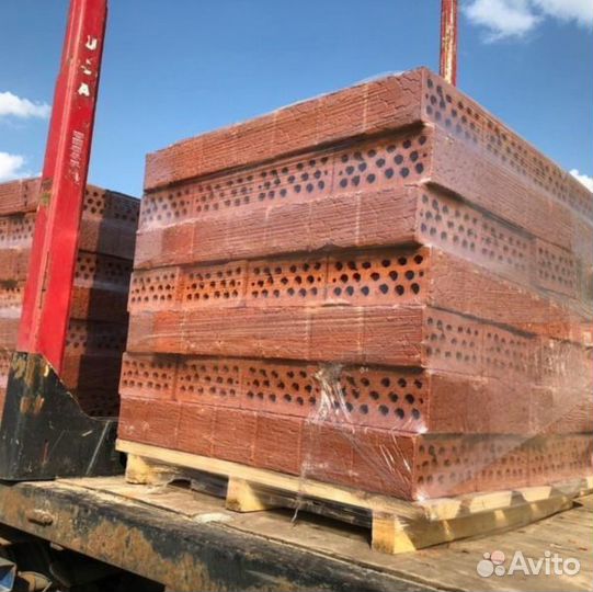 Кирпич красный