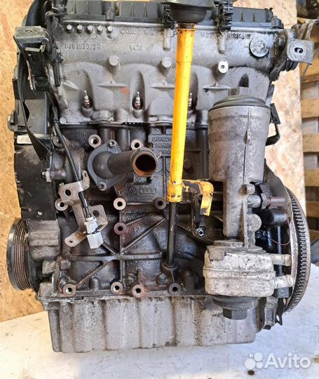 Двигатель (двс) BXE VW Passat (B6) 2005-2010