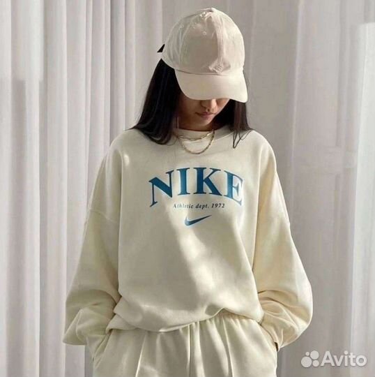 Спортивный костюм Nike