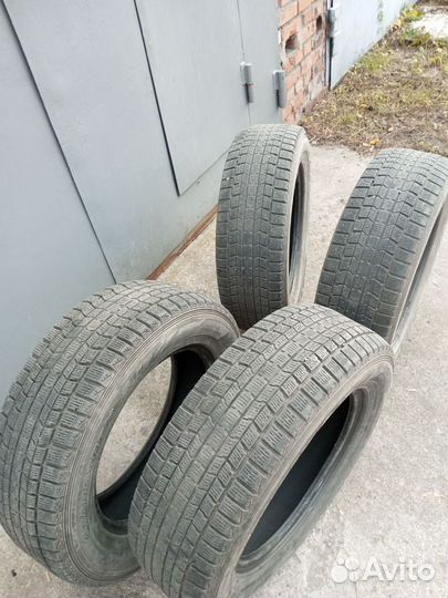 Greentrac Winter Master D1 235/65 R17
