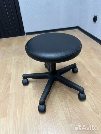 Стул таблетка