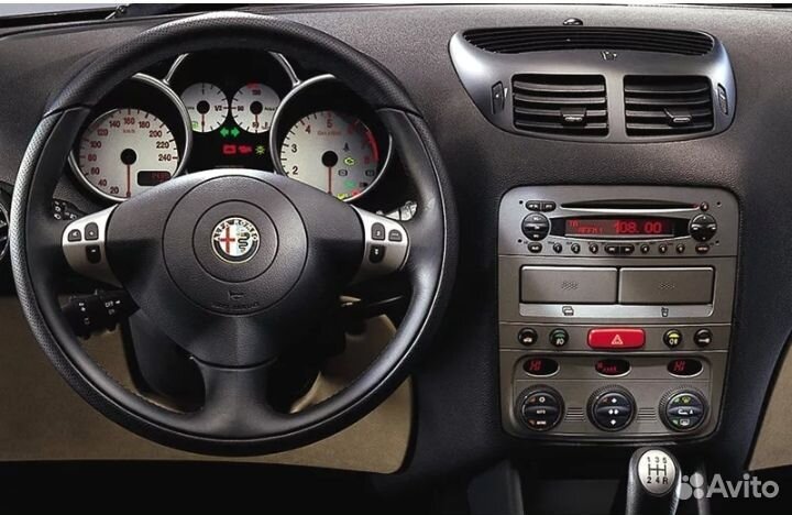 Продам альфа рамео на запчасти