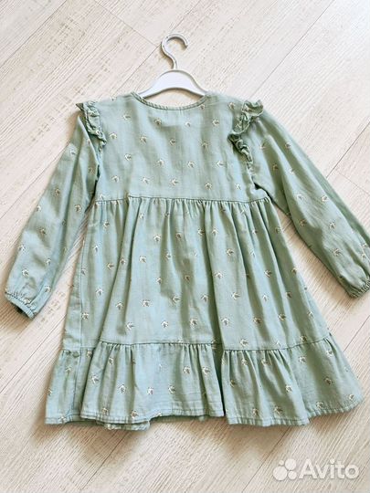 Продам платье опзмер 104-110 см