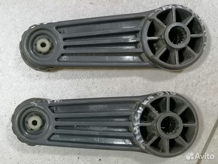 Ручка стеклоподъемника Nissan Almera Classic B10