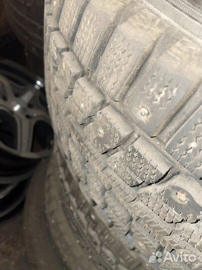 Dunlop SP Winter Ice 01 205/55 R16
