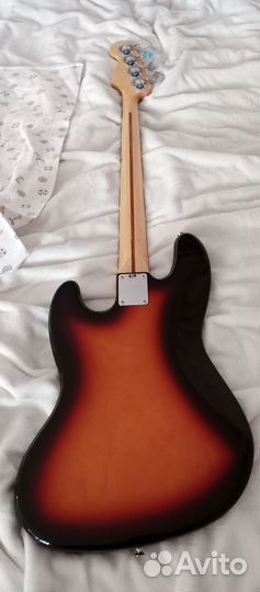 Бас гитара Джазовая безладовая Fender Player Ser
