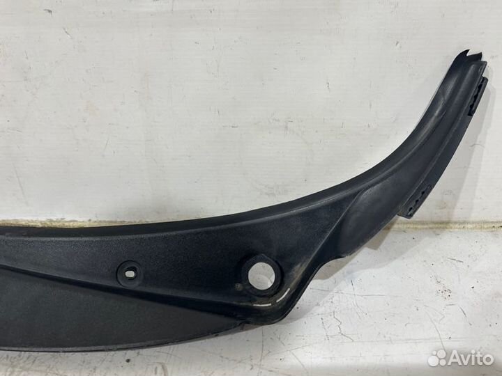 Жабо переднее левое LADA Granta 2011