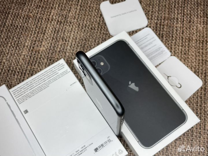 iPhone 11, 128 ГБ