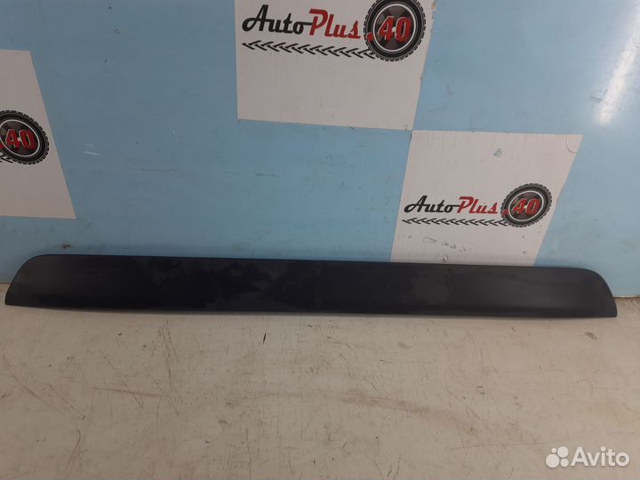 Накладка крышки багажника Toyota RAV4 XA 50