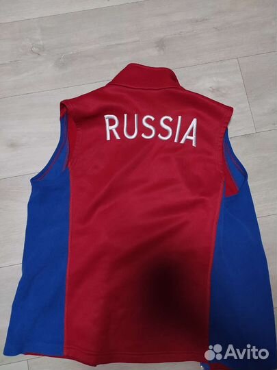 Спортивный костюм adidas