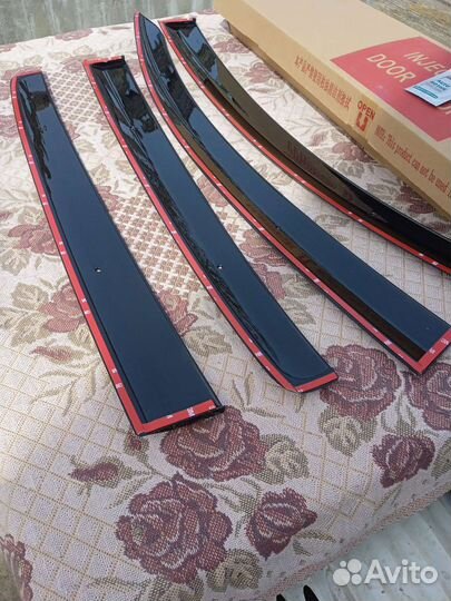 Дефлекторы окон Тойота Витц. Тойота Ярис