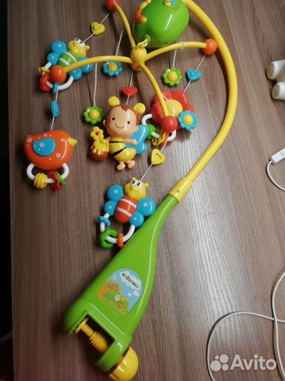 Мобиль на кроватку новый