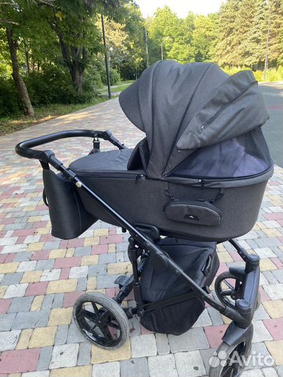 Коляска 2 в 1 adamex
