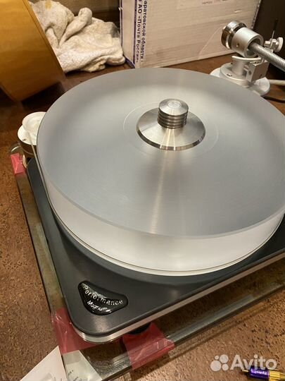 Проигрыватель винила Clearaudio Perfomance Magnum