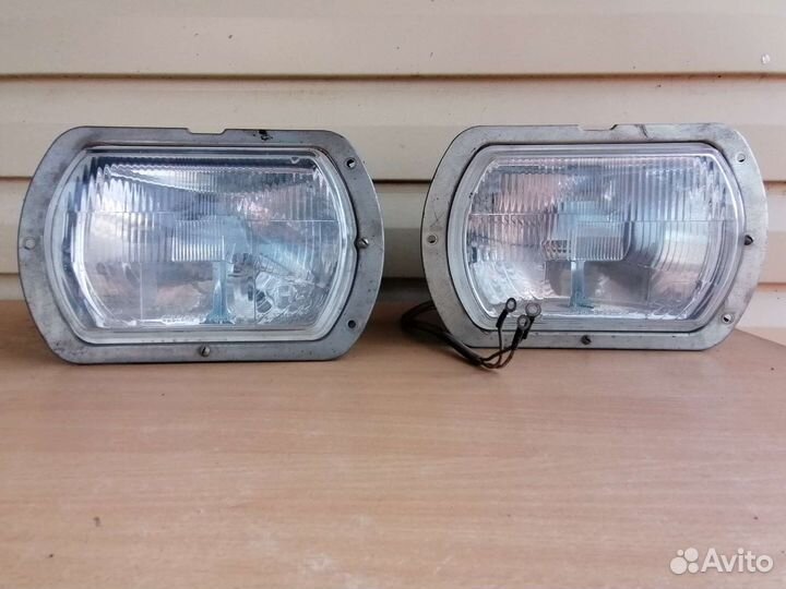 Фары автомобильные