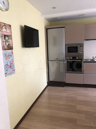 2-к. квартира, 75 м², 5/17 эт.